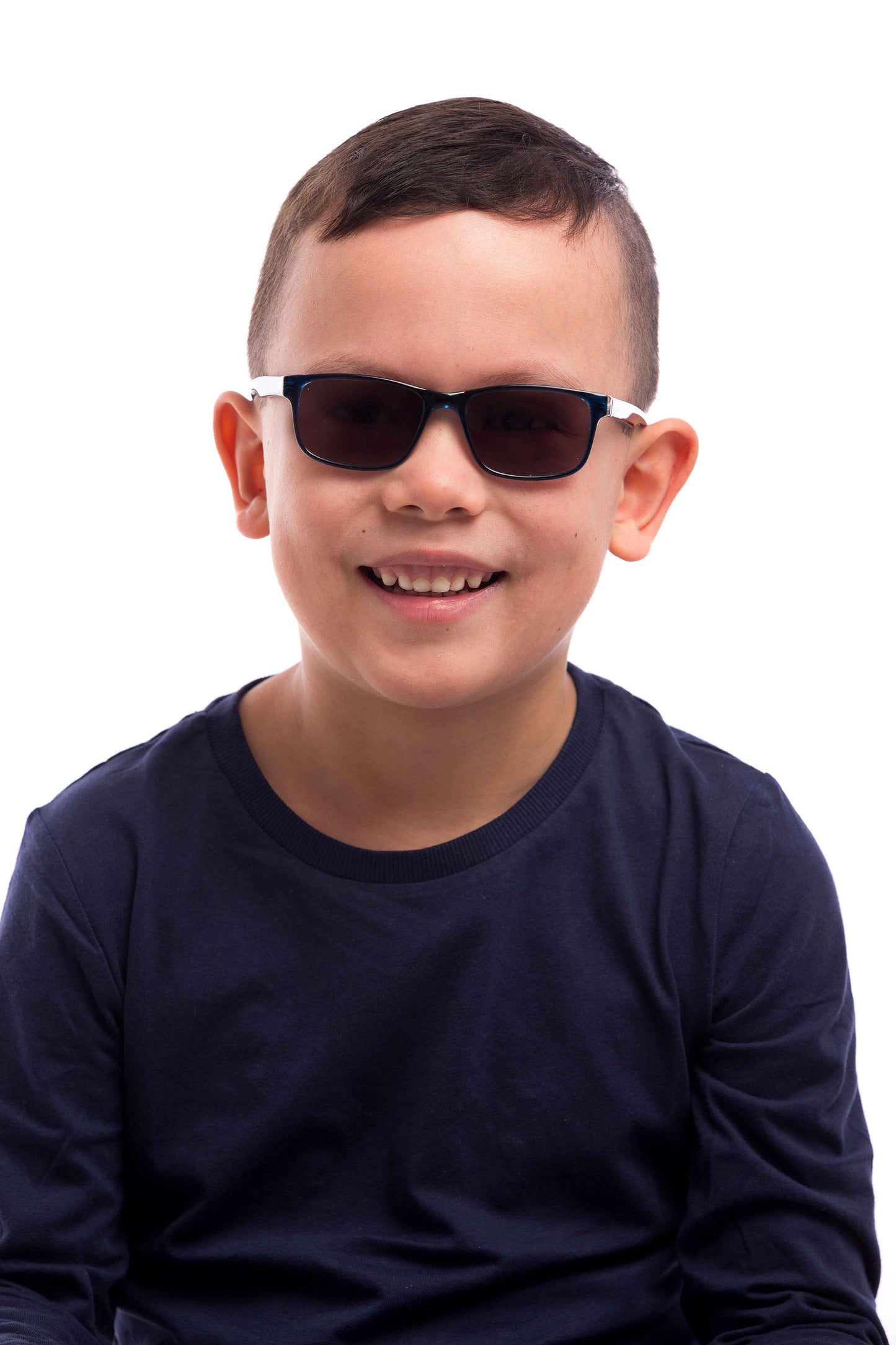 Boy Wearing Theo Kids Sunglasses (Grey)
